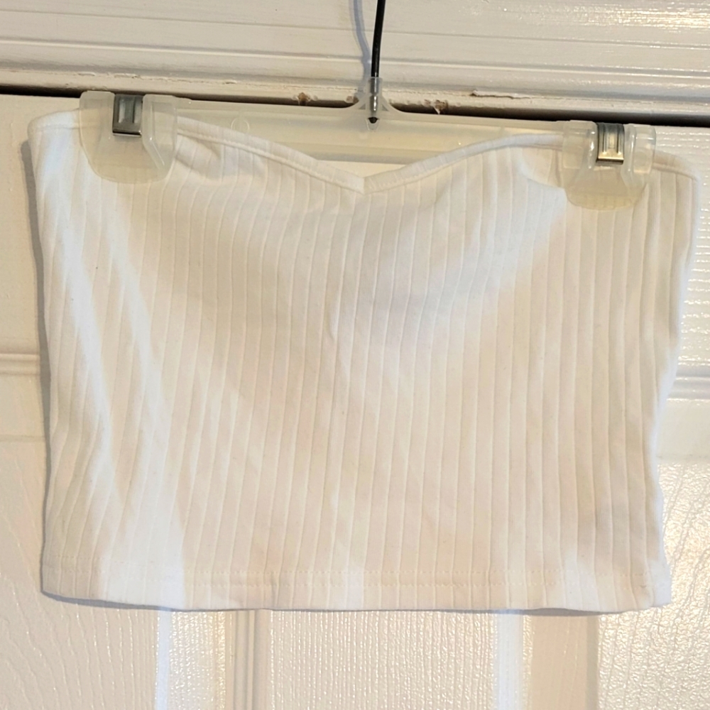 XS White heart shape neck line tube top from SHEIN